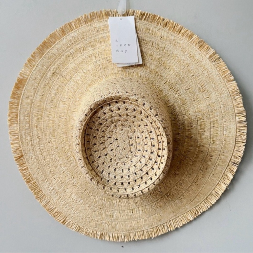 FOUR (4) “A New Day” Women’s Wide Brim Adjustable Raw Edge Straw Hats, NWT!